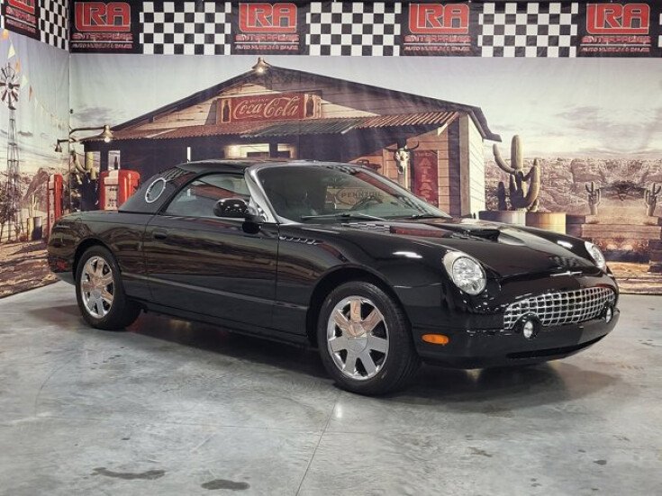 Thumbnail Photo undefined for 2002 Ford Thunderbird